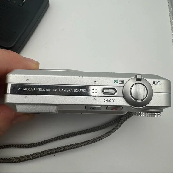 Casio Silver Digital Camera Compact with Charging Dock